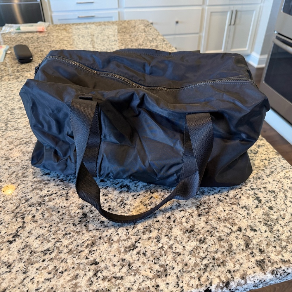 Lululemon Small Duffle Bag - Black